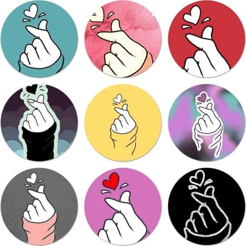 Love on the finger kpop heart Badge Brooch Pin Accessories For Clothes Backpack Decoration gift 58mm