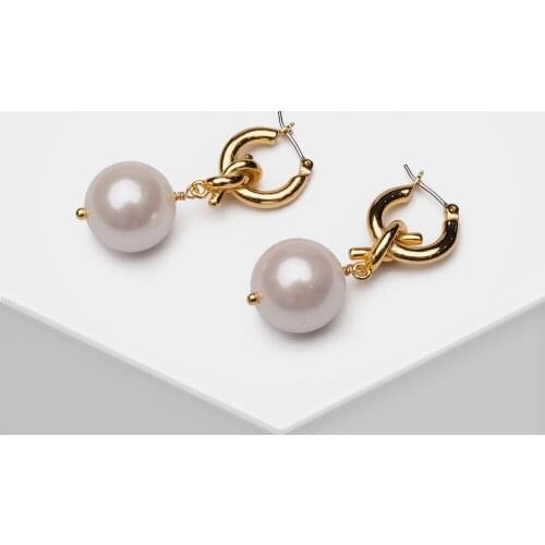 Amorita boutique Faux pearl simple drop earrings