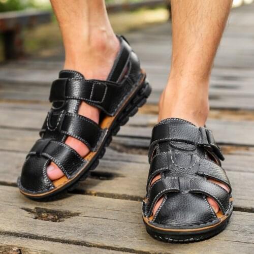 Velcro Mens Leather Sandals New Summer Breathable Beach Sandals Casual Men Outdoor Sandals Fashion Roman Sandals Men