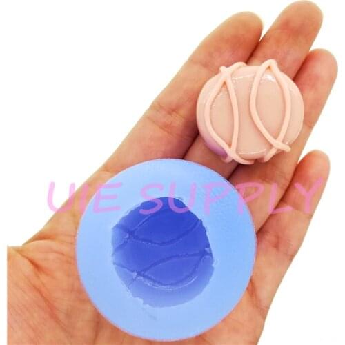 KYL208U 27.6mm x 28.6mm 3D Chocolate Candy Silicone Mold Fondant Cake Decoration Resin Clay Art Soap Candle Aromatherapy Making