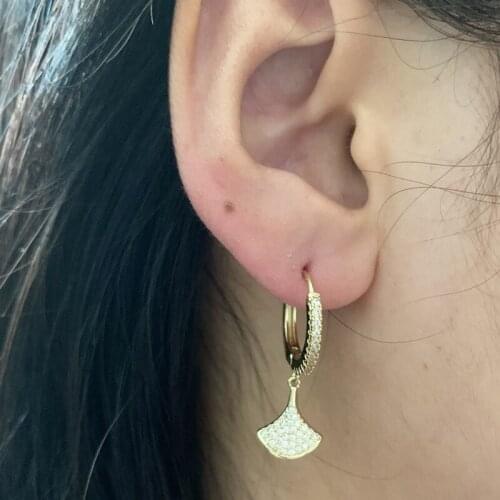 Beautiful leaf shape Hoop Sleeper Earring Huggie Hoop Earrings for Women pack of 1 pair