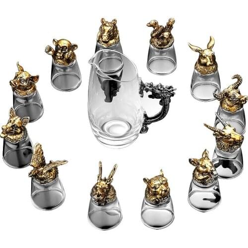 Antique Imitation Chinese Antique Crystal Glass Wine Set Creative White Wine Glass 12 Gift Box Set with Tray gift set for men