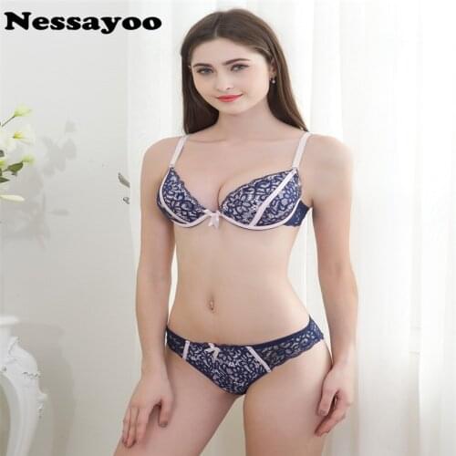 Women Push Up Bra Panty Set New Sexy Women lingerie Lace Underwear 32 34 36 38 Plus Szie B C Cup Sexy Woman Lace Push Up Bra Set