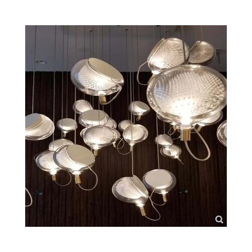 Modern minimalist hotel lobby villa Milan Italy design chandelier personality chandelier restaurant cafe chandelier