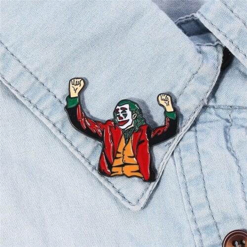 Stephen Kings It movie Joker Clown enamel pins Horror Clown Brooches Halloween Clown Badge Lapel Pin Horror Movie Jewelry Gift