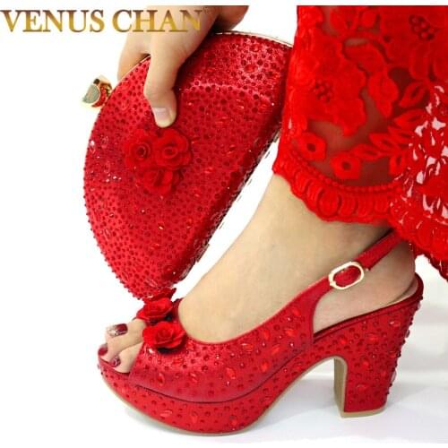 2021 Decorate with Rhinestone Italian Design Shoes and Bag Set in Red Color Platform Sandals for Garden Party