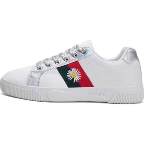 Men Casual Low-Top Shoes Summer Lace-Up Non-Slip Sneakers Trend Classical Walking Skateboard Shoes 2021 New Brand 39-44