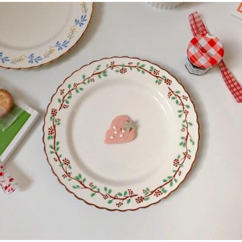 Creative Korean Wave Edge Red Raspberry Ceramic Dessert Plate Western Steak Plate Cake Plate Home Dining Plate