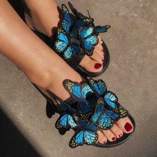 Manlinaya Embroider Butterfly Open Toe Women Slippers Slip On Women Sandals Out Door Runway Show Woman Slides Zapatos Mujer