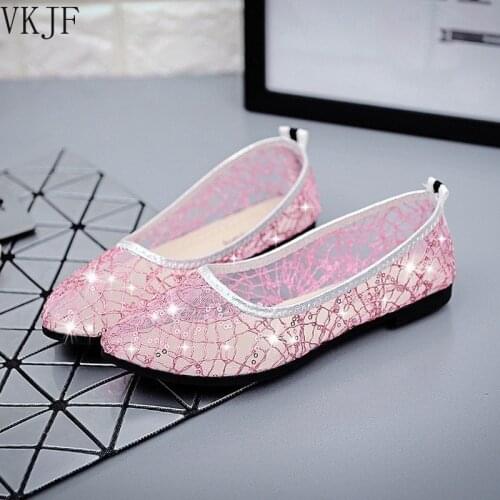 Summer New Low-heeled Womens Flat Shoes Lazy Shoes Kicking Wild Fashion Pointed Pointed Hollow Lace Breathable Net Shoes