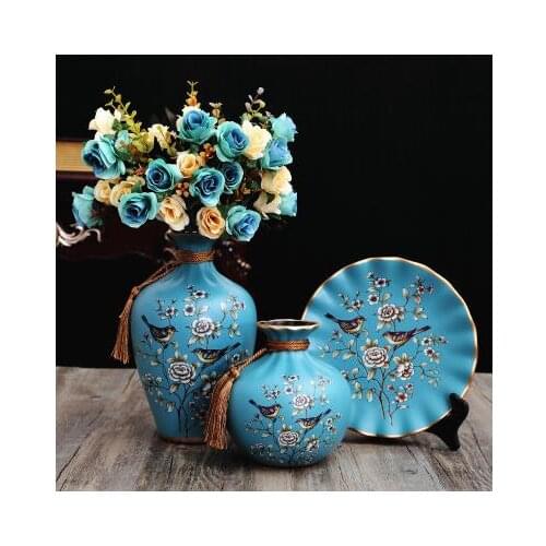 Ceramic decorative plates and vases, home table decorations, ceramic crafts