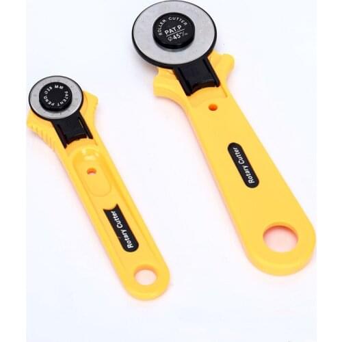 1 Pc 28/ 45mm Portable Loop Rotate Rotary Cutter Professional Tailor Premium Sewingscissors DIY cutting tool with handle safety