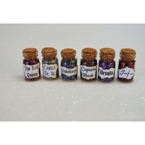 12pcs/lot Villains Desk Charms Miniature Bottles of Wicked Magic Ursula Jafar Captain Hook The Evil Queen Bottle Jewelry