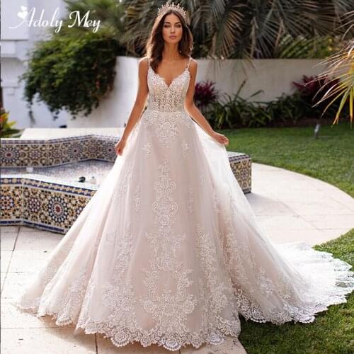 Adoly Mey Gorgeous Appliques Court Train A-Line Wedding Dresses Romantic Sweetheart Neck Spaghetti Straps Princess Bridal Gown