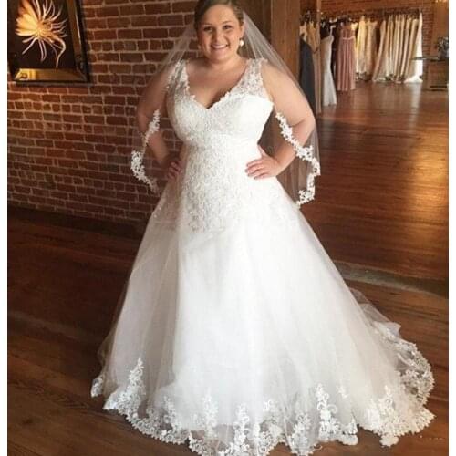 Plus Size A Line Wedding Dresses Sexy V Neck Sleeveless Bridal Gowns Lace Appliques Tulle Wedding Dress Custom Made