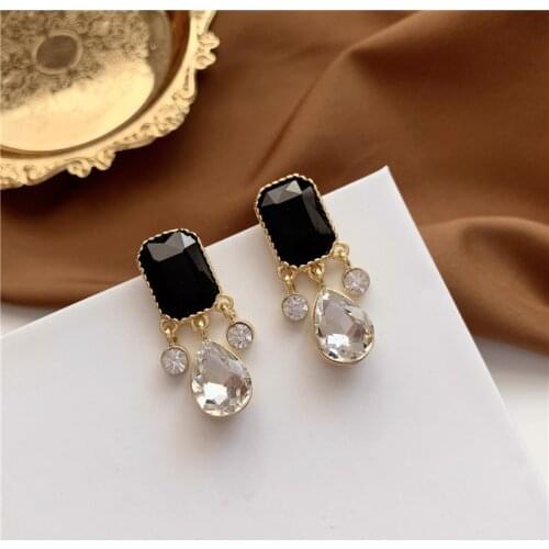 Big Cubic Zircon Water Drop Non Pierced Earrings Vintage Palace Luxury Earrings for Women