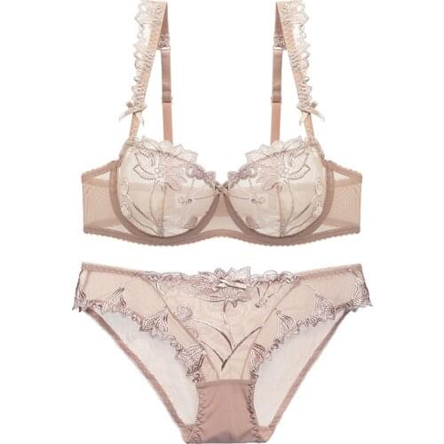 Ladies Fashion Ultra-Thin Comfortable Transparent Lace Underwear Bra Set Sexy Charming Embroidered Underwear Panty Set