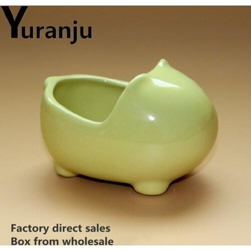 Suitable for planting flowers, hamsters, golden silk bears, ceramic nests, toilets, bathing rooms, to cool down the igloo