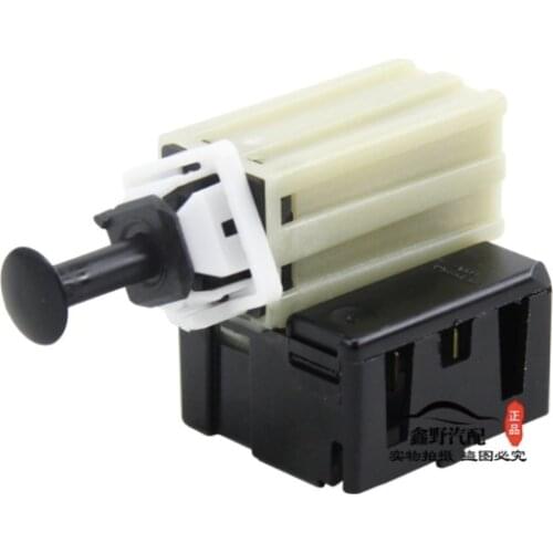 For Dodge journey Compass PATRIOT Caliber challenger chrysler sebring 300c brake light switch original