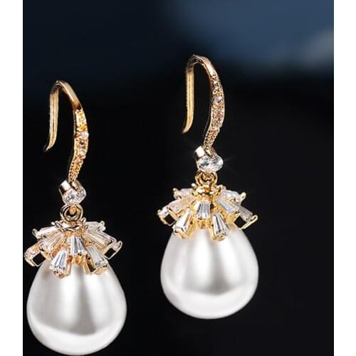 Huitan Elegant Big Water Drop Shape Imitation Pearl Women Wedding Dangle Earrings Brilliant CZ High Quality Lady Fashion Earring