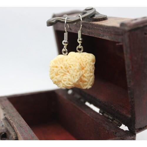 Funny Simulation Corn Instant Noodle Resin Earrings Womens Fashion Creative Simulated Food Jewelry Hand-made DIY Birthday Gifts