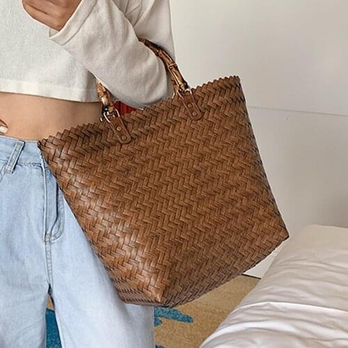 Designer Wicker Woven Rattan Bags Women Handbags Bamboo Handle Women Bag Tote Beach Basket Bag Summer Bali Straw Travel Purse