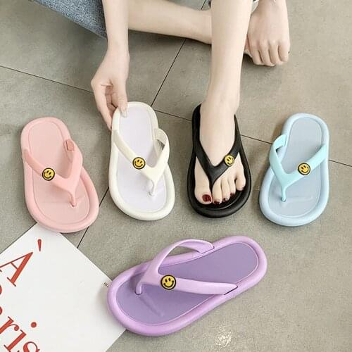 Summer Women Cartoon applique Thong Flip Flop Brand Girl Outdoor Beach Soft Bottom Jelly Shoes Design Casual Open Toed Slippers