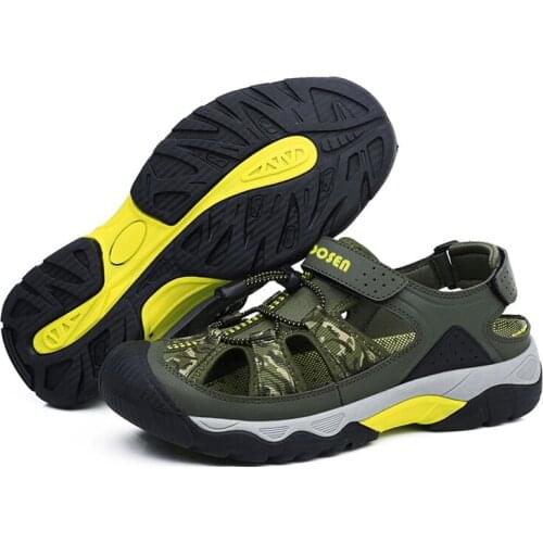 Mens Sandals Breathable Beach Hiking Shoes Thick Sole Closed Toe Aqua Shoes Casual for Fishing Shoes for Men Slippers