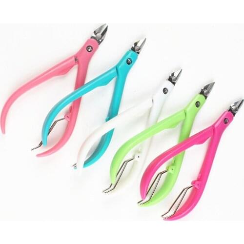 1 Nail Cuticle Nipper Scissors Stainless Steel Tweezer Plastic Clipper Dead Skin Remover Scissor Plier Pusher Tool Random Color