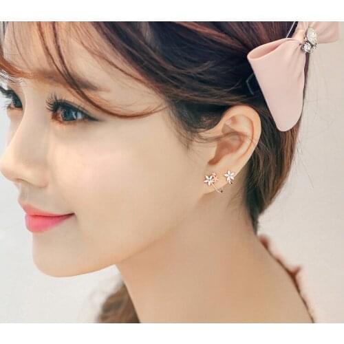 S925 Sterling Silver Earrings Fashion Earrings with Sweet Flowers Curved Rhinestone Earrings Hypoallergenic Earrings