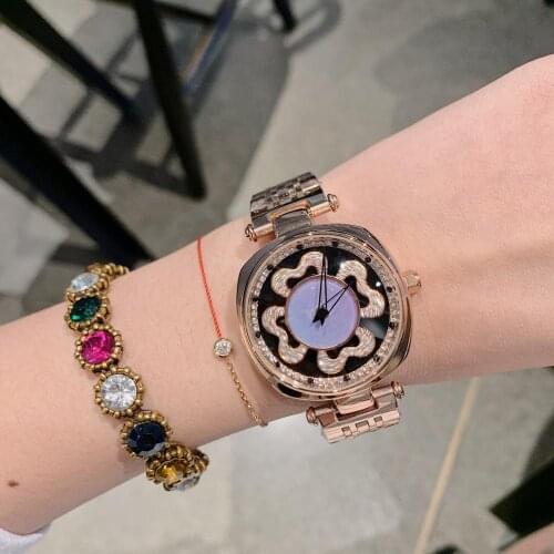 Novelty Square Round Case Women Spinning Watches Hearts Flower Rotating Wrist watch Crystals Four Leaf Clover Watch Waterproof