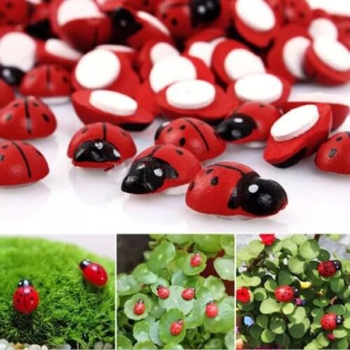 100Pcs DIY Ladybug Piece Ornaments Decoration Wooden Bee Ornament Self-adhesive Craft Micro Landscape Decore Fridge Magnet