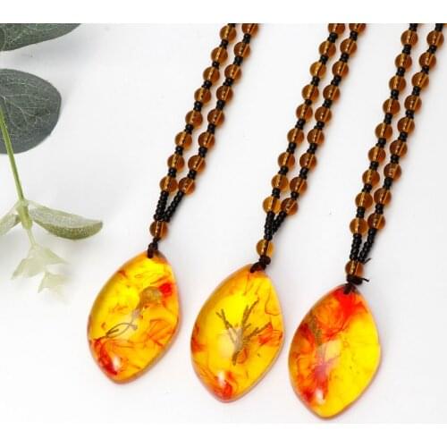 40GB Baltic Amber Plant Inlaid Natural Pendant Necklace Unisex Fashion Jewelry