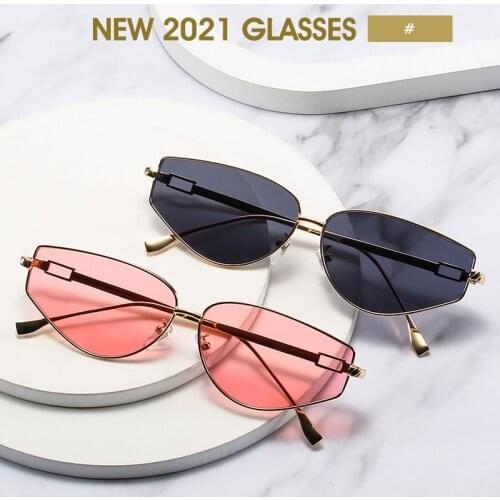Retro Women Sunglasses Small Frame Sun Glasses UV400 Protection Eyewear Summer Travel Beach Trendy Eyeglasses