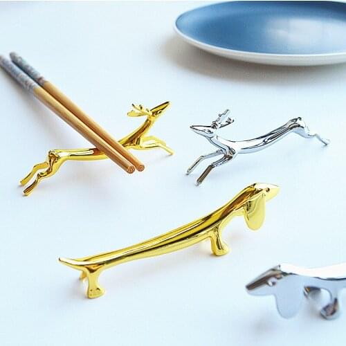 4Pcs/Set Metal Dachshund Dog Chopstick Holder Zinc Alloy Creative Home Furnishing Small Decoration Tableware Chopstick