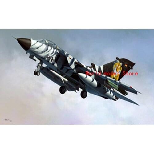 Hobbyboss 1/48 80354 Tornado ECR Static Aircraft model kit