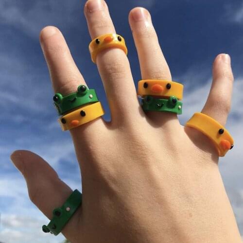 New Colorful Acrylic Frog Rings for Men Women Trendy Light Resin Cartoon Animal Rings Jewelry Drop Shipping