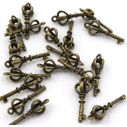 20Pcs Vintage Bronze Metal 3D Key Pendant Charm For Jewelry Finding Diy Handmade Bracelet Necklace Jewelry Accessories Wholesale
