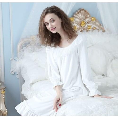 New Arrival Women Super Soft Velvet Gowns Womens Winter Sweet Princess nightgown royal nightdress women sleepwear Vestidos 8A236