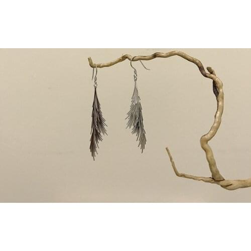 Silvology 925 Sterling Siver Bohemia Leaf Tassel Drop Earrings for Women Elegant Chic Long Pendant Earrings Frosty Style Jewelry