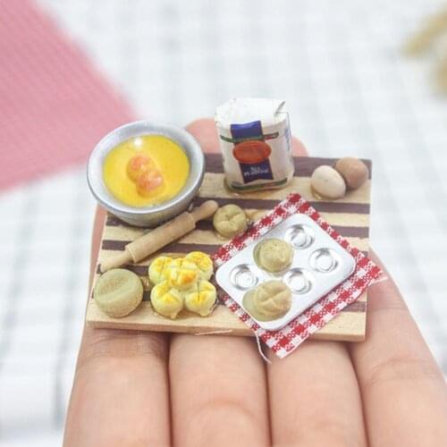 Dollhouse Simulation Kitchen Scene Mini Bread Baking Model Toy DIY Props Gift