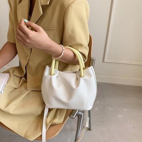 Womens Simple Pleated Cloud Handbag Luxury Pu Leather Crossbody Bag Woman Designer Magnetic Solid Women Shoulder Bag 2021New