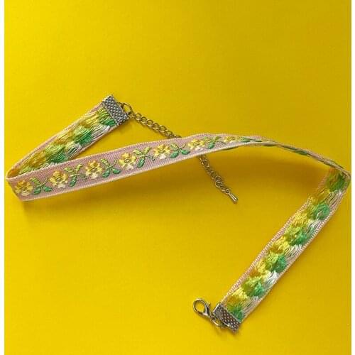 Vogallery Romantic Pink Weddings Chokers Necklaces For Women Flower Cute Short Necklaces Fashion Summer Choker Sexy Jewelry