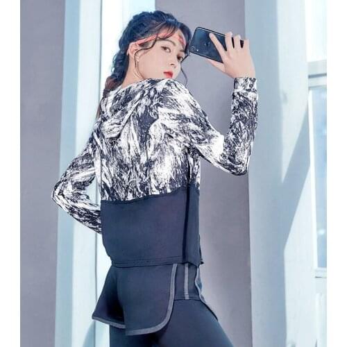 Yoga Crop Top Yoga Jacket Womens Spring Summer Running Long Sleeve Jacket Yoga Jacket Top Deportivo Mujer Camisetas