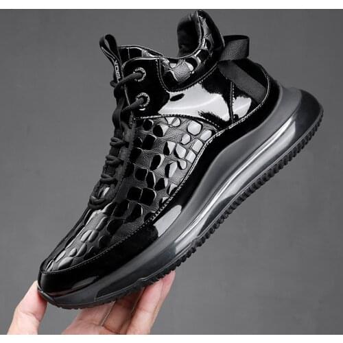 2021 new mens sports and leisure shoes Korean version of the trend of all-match thick-soled high-top shoes for men