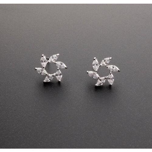 Drop Shipping Snowflake Apple Pearl Luxury Copper AAA Zircon Stud Earring for Women Bling Crystal Bridal Jewelry Accessories