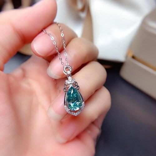 New luxury heart style shiny green moisanite gemstone necklace women silver necklace jewelry 925 sterling silver birthday gift