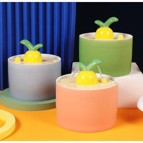 KIMPETS Ceramic Cat Drinking Water Fountain Kawaii Carrot Shape Automatic Water Dispenser for Dogs Safe Non-Toxic Pet Feeders