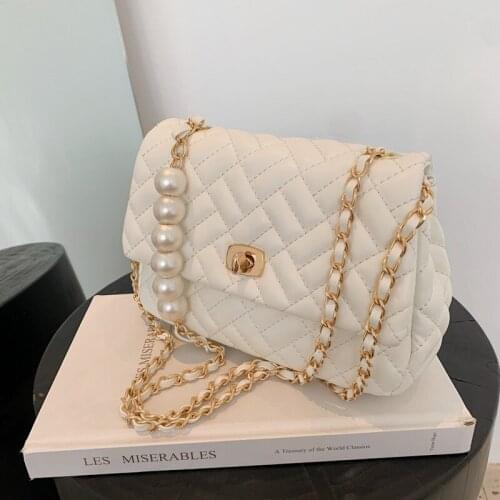 High Quality Ladies Pearl Chain Bag 2021 New Fashion One Shoulder Messenger Bag Rhomboid Embroidery Thread Small Square Bag