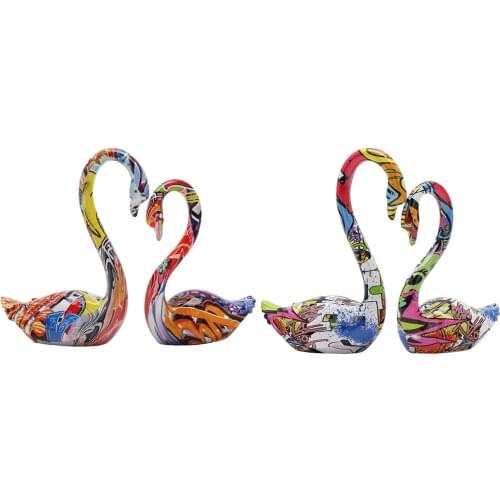 Hand Painted Couple Swan Figurine Resin Swan Statue Ornament Art Sculpture